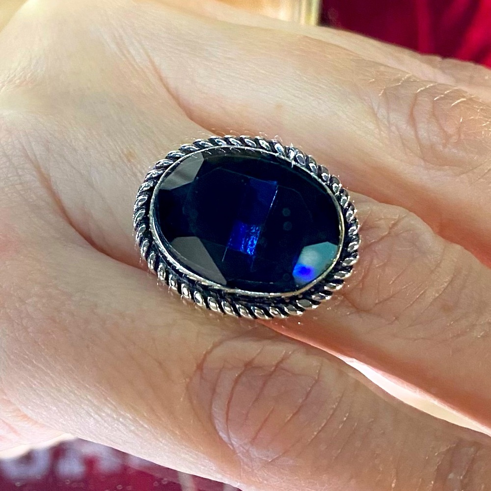 FREE SHIPPING Amethyst Oval  Ring W/925 Silver